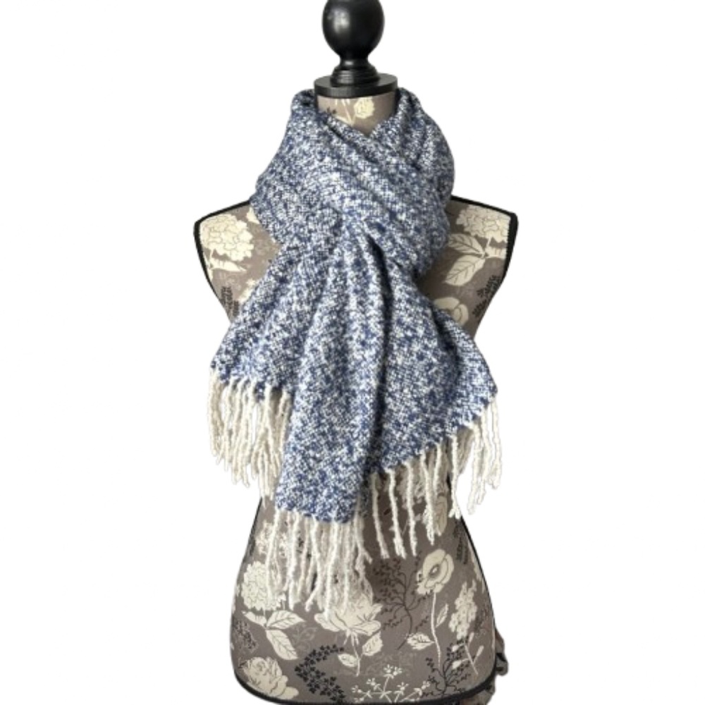 CHARLOTTE DANIEL Women' Blue & White For Cold Season Cozy Warm Wraparound Scarf